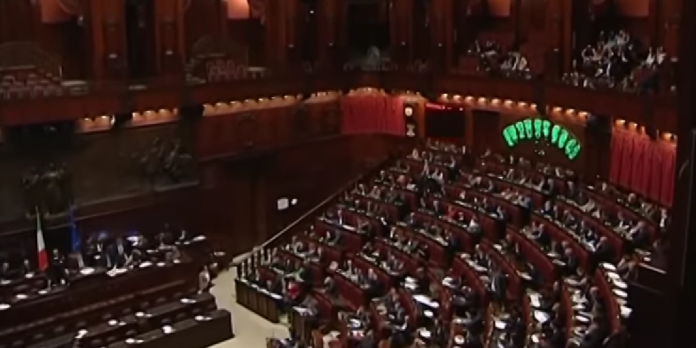 Parlamento-Italiano-Camera-696×402-2